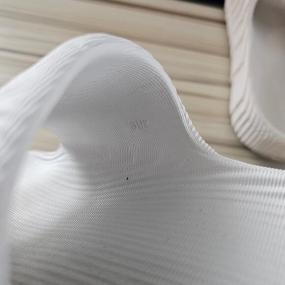 Adidas Originals Adilette 22 Men's Slide Sandals White Size 5 - Picture 9 of 9